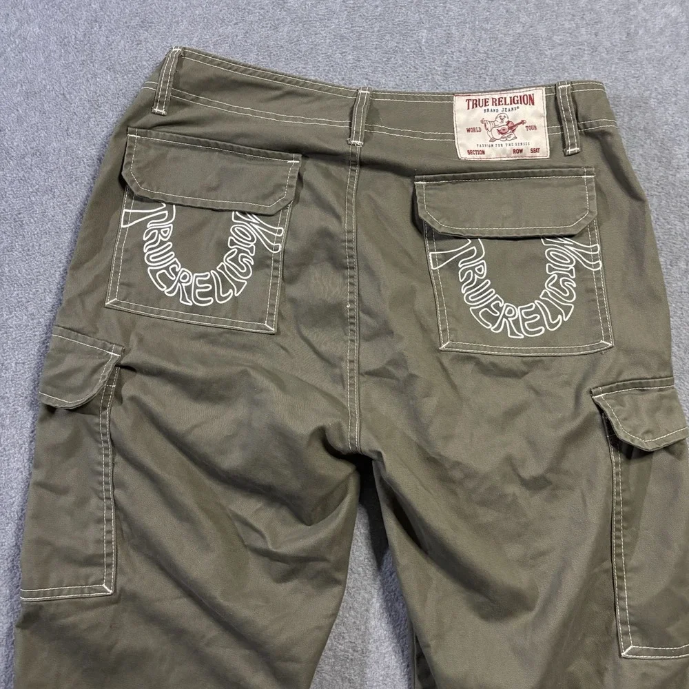 True Religion Men's Kalamata Olive Green Cargo Pants Horseshoe Outline Size 32